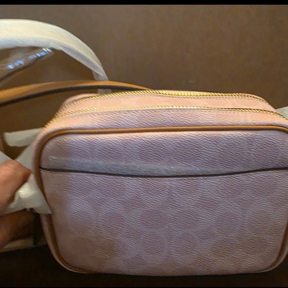 Coach Light Pink and Tan Crossbody Bag - Picture 3 of 9